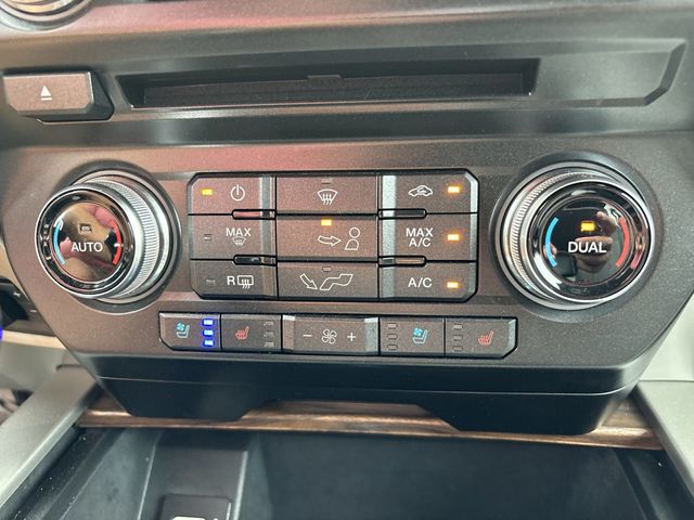 2018 Ford F-150 LARIAT - 22812813 - 25