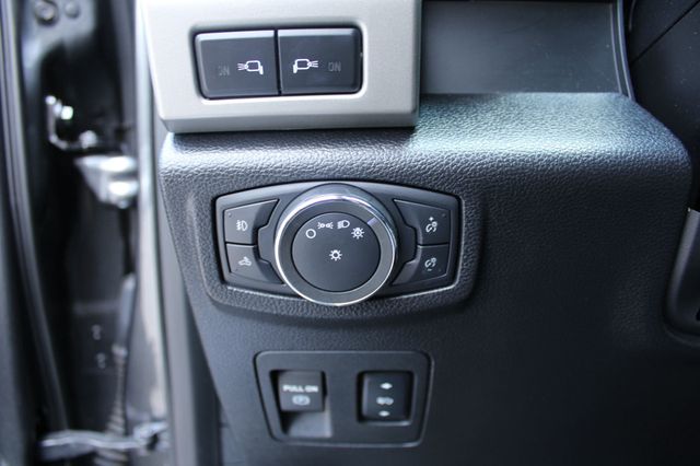 2018 Ford F-150 LARIAT 2WD SuperCrew 5.5' Box - 23054849 - 23