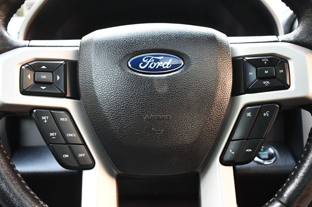 2018 Ford F-150 LARIAT 4WD SuperCrew 5.5' Box - 23038820 - 19