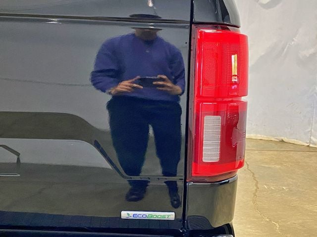 2018 Ford F-150 LARIAT 4WD SuperCrew 5.5' Box - 23025825 - 9