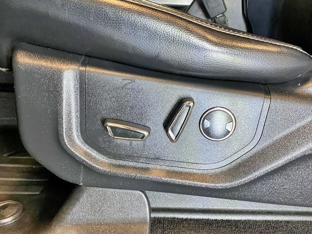 2018 Ford F-150 LARIAT 4WD SuperCrew 5.5' Box - 23025825 - 25