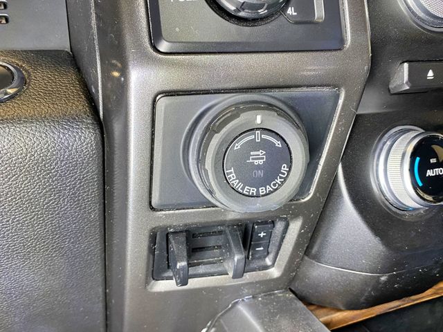 2018 Ford F-150 LARIAT 4WD SuperCrew 5.5' Box - 23025825 - 39