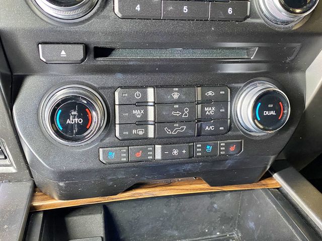 2018 Ford F-150 LARIAT 4WD SuperCrew 5.5' Box - 23025825 - 40