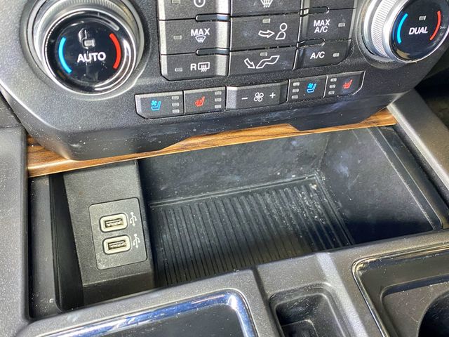 2018 Ford F-150 LARIAT 4WD SuperCrew 5.5' Box - 23025825 - 41