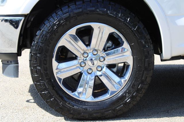 2018 Ford F-150 LARIAT 4WD SuperCrew 5.5' Box - 22933333 - 37