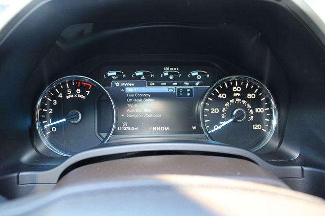 2018 Ford F-150 LARIAT 4WD SuperCrew 5.5' Box - 22981584 - 14