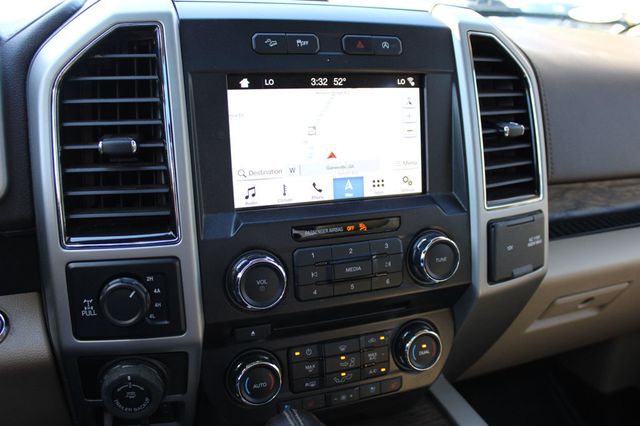 2018 Ford F-150 LARIAT 4WD SuperCrew 5.5' Box - 22981584 - 15