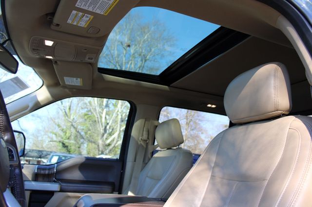 2018 Ford F-150 LARIAT 4WD SuperCrew 5.5' Box - 22981584 - 24