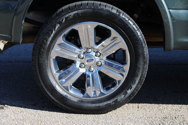 2018 Ford F-150 LARIAT 4WD SuperCrew 5.5' Box - 22981584 - 29