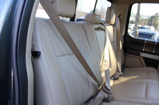 2018 Ford F-150 LARIAT 4WD SuperCrew 5.5' Box - 22981584 - 37