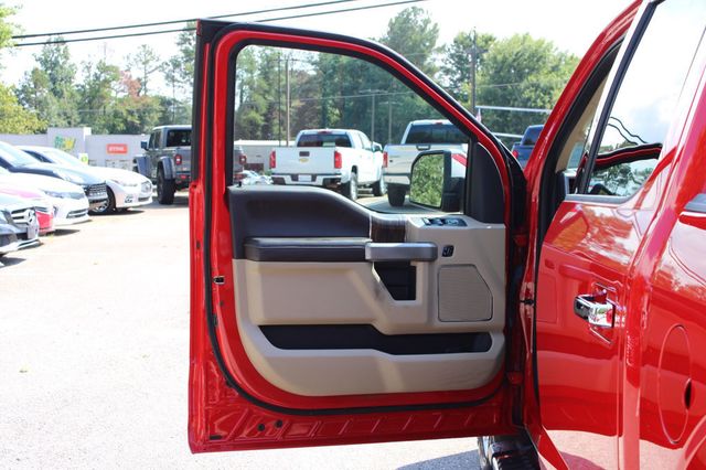 2018 Ford F-150 LARIAT 4WD SuperCrew 5.5' Box - 23072915 - 11