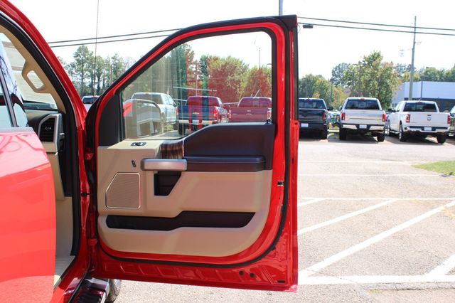 2018 Ford F-150 LARIAT 4WD SuperCrew 5.5' Box - 23072915 - 30