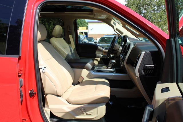 2018 Ford F-150 LARIAT 4WD SuperCrew 5.5' Box - 23072915 - 31