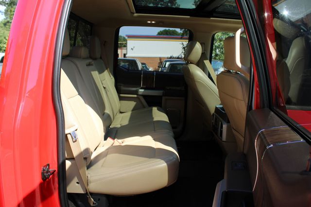 2018 Ford F-150 LARIAT 4WD SuperCrew 5.5' Box - 23072915 - 32
