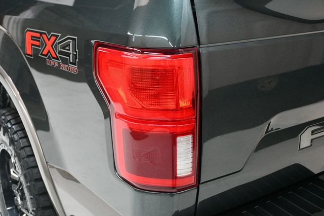 2018 Ford F-150 LARIAT 4WD SuperCrew 5.5' Box - 22969699 - 13