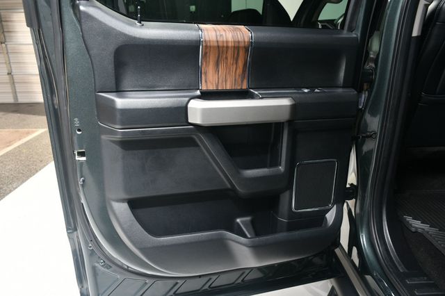 2018 Ford F-150 LARIAT 4WD SuperCrew 5.5' Box - 22969699 - 25