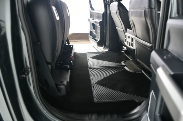 2018 Ford F-150 LARIAT 4WD SuperCrew 5.5' Box - 22969699 - 42