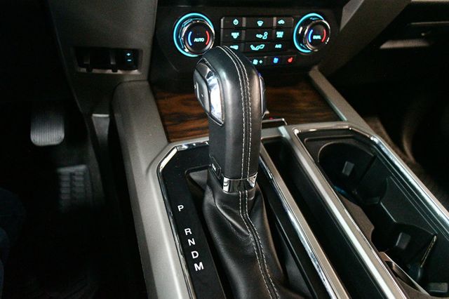 2018 Ford F-150 LARIAT 4WD SuperCrew 5.5' Box - 22969699 - 69