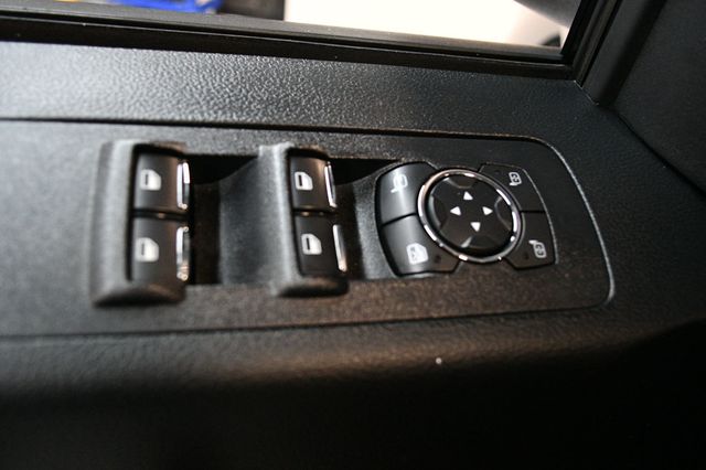 2018 Ford F-150 LARIAT 4WD SuperCrew 5.5' Box - 22969699 - 71