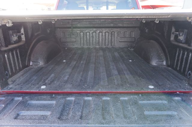 2018 Ford F-150 LARIAT, 4X4, LOW MILEAGE, PREMIUM WHEELS, RUNNING BOARDS - 22998724 - 8