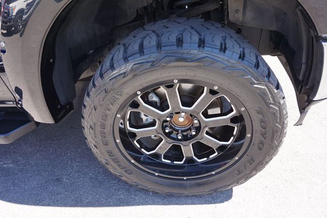 2018 Ford F-150 LARIAT, 4X4, PREMIUM WHEELS, ALL TERRAIN TIRES, TOWING PACKAGE - 23011610 - 14