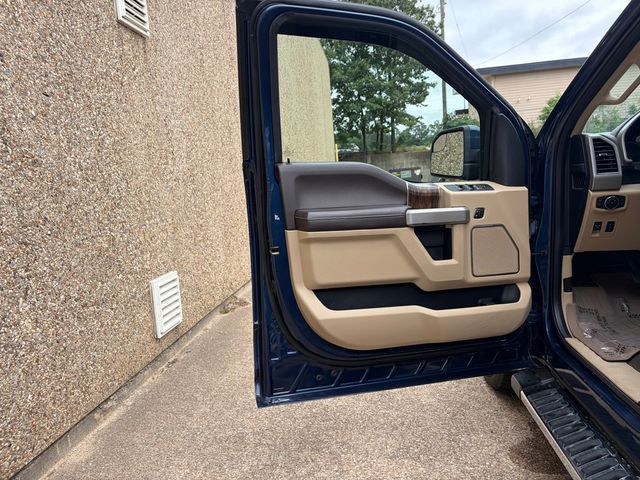 2018 Ford F-150 Lariat Ford F150  - 23029947 - 25