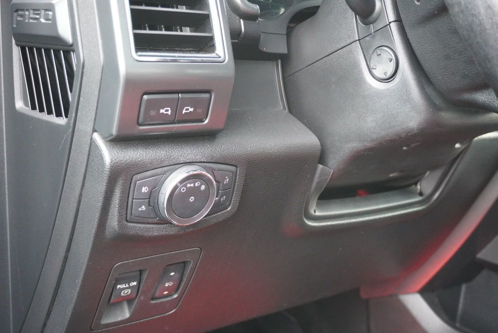 2018 Ford F-150 LARIAT SPORT - 22993104 - 29