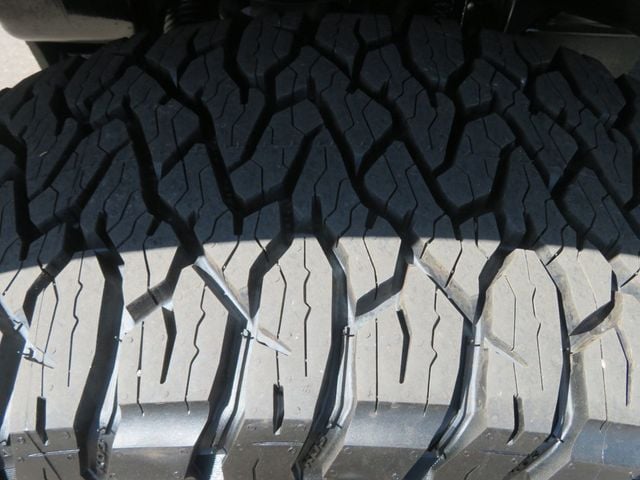 2018 Ford F-150 LIFTED SUPERCREW PLATINUM NEW TIRES EXTRA CLEAN ECOBOOST  - 22920565 - 15