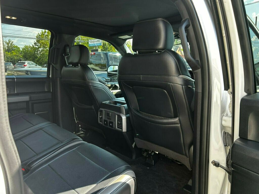 2018 Ford F-150 Raptor photo 17