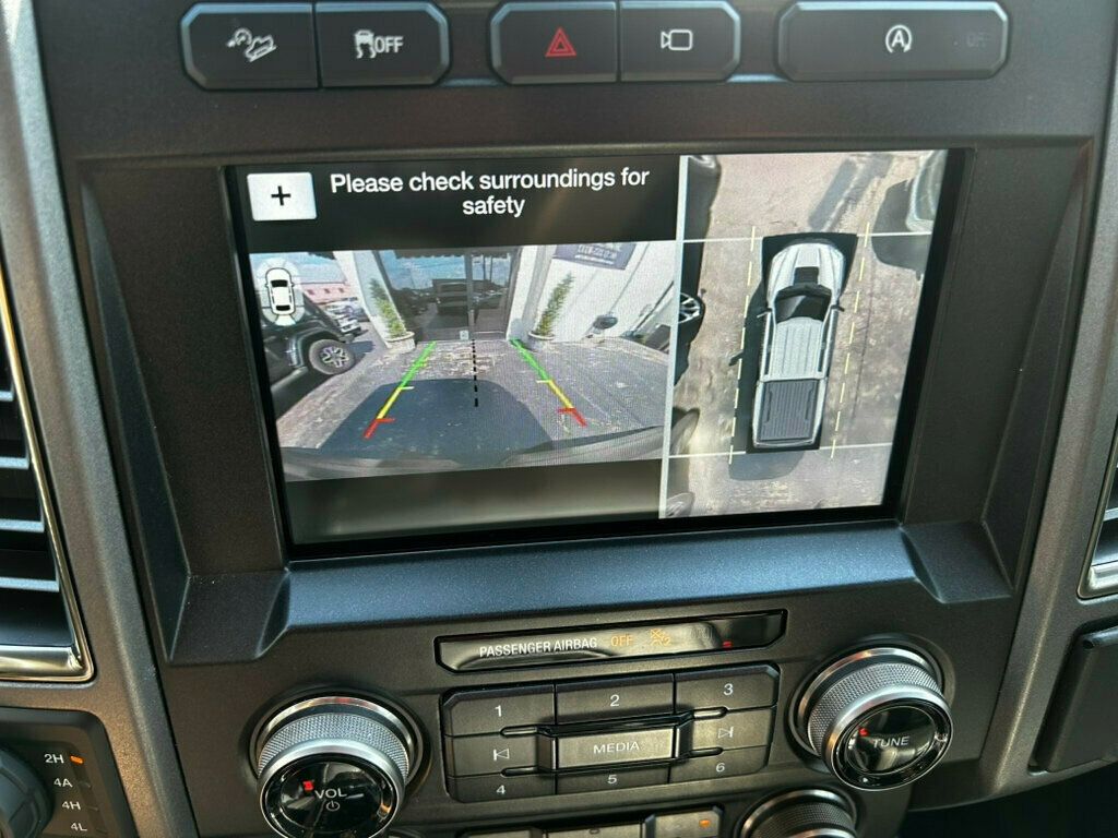 2018 Ford F-150 Raptor photo 26
