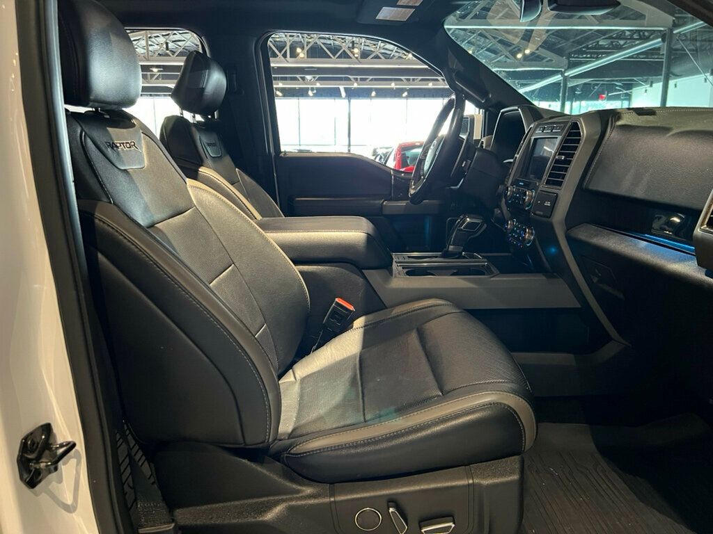 2018 Ford F-150 Raptor photo 18