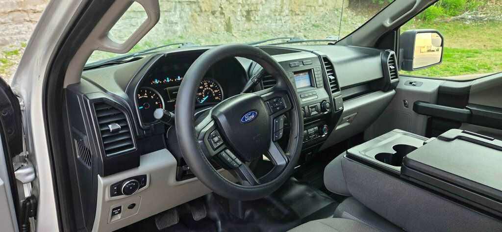 2018 Ford F-150 Low Miles 1 Owner Southern CLEAN 4x4 Crew 615-300-6004 - 23004271 - 9