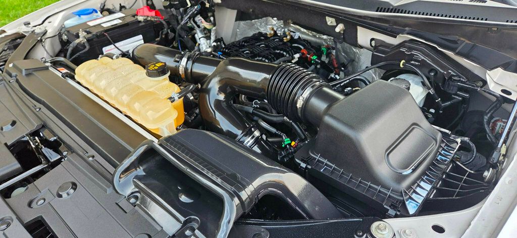 2018 Ford F-150 Low Miles 1 Owner Southern CLEAN 4x4 Crew 615-300-6004 - 23004271 - 31