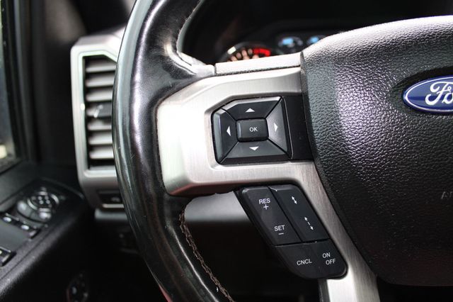 2018 Ford F-150 Platinum 4WD SuperCrew 5.5' Box - 22890593 - 35