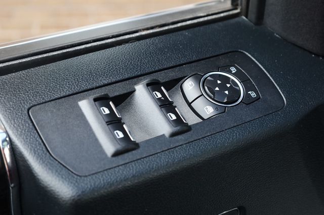 2018 Ford F-150 Platinum 4WD SuperCrew 5.5' Box - 22939511 - 31