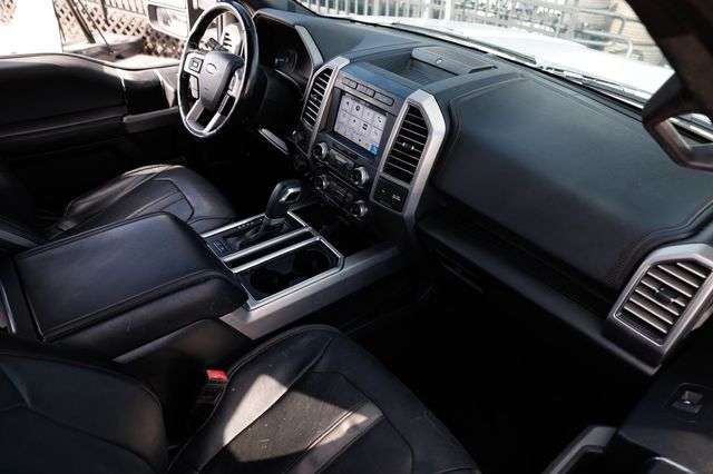 2018 Ford F-150 Platinum 4WD SuperCrew 5.5' Box - 22952819 - 18