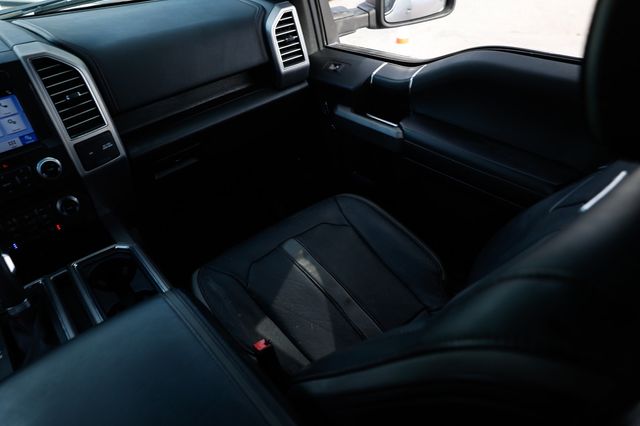 2018 Ford F-150 Platinum 4WD SuperCrew 5.5' Box - 22952819 - 25