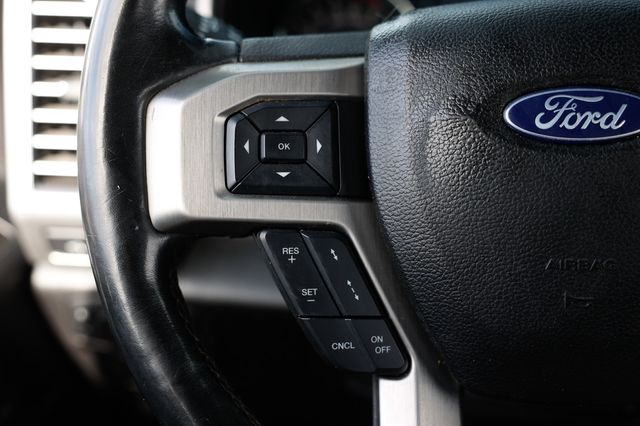 2018 Ford F-150 Platinum 4WD SuperCrew 5.5' Box - 22952819 - 29