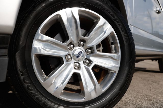 2018 Ford F-150 Platinum 4WD SuperCrew 5.5' Box - 22952819 - 33