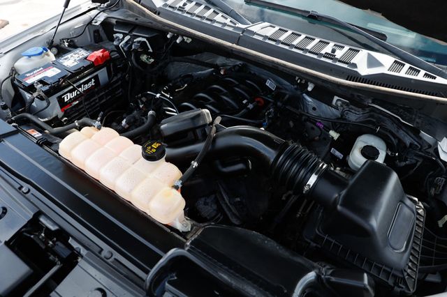 2018 Ford F-150 Platinum 4WD SuperCrew 5.5' Box - 22952819 - 56