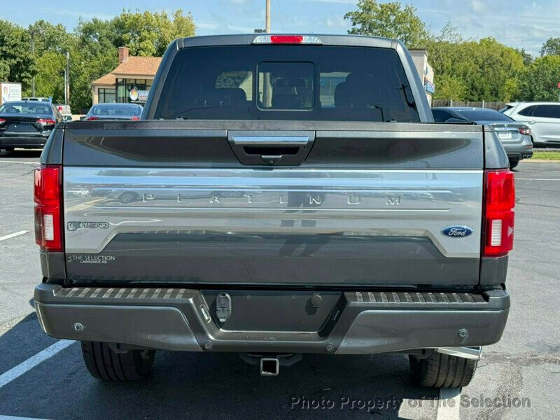2018 Ford F-150 Platinum photo 11