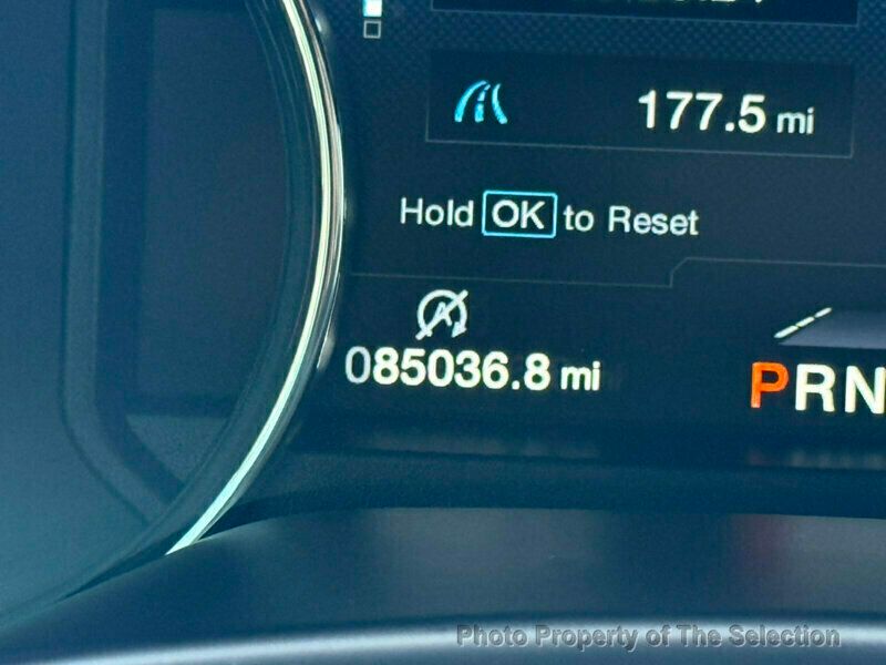 2018 Ford F-150 Platinum photo 24