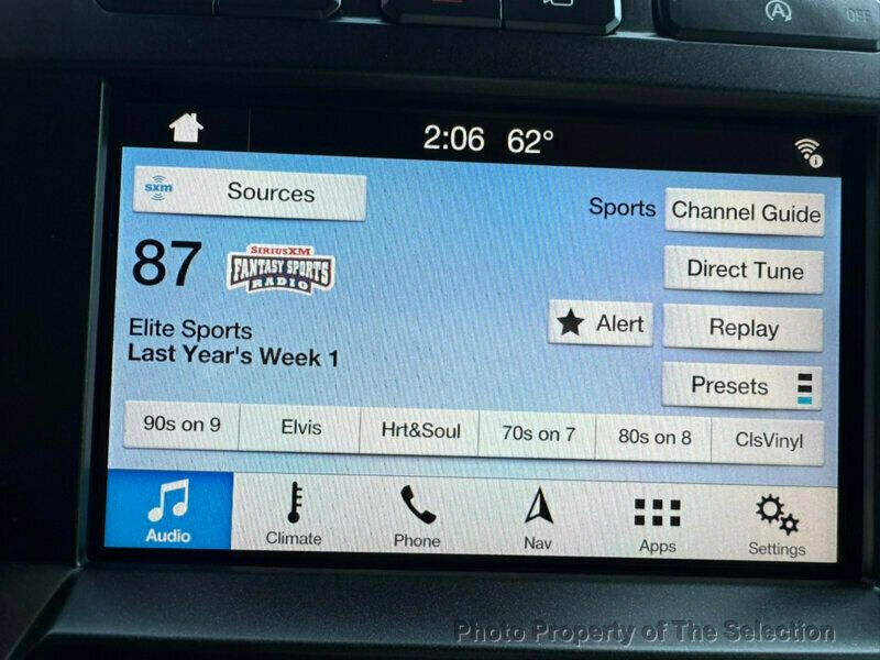 2018 Ford F-150 Platinum photo 26