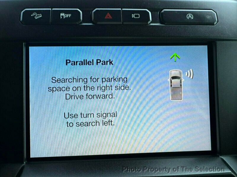 2018 Ford F-150 Platinum photo 31
