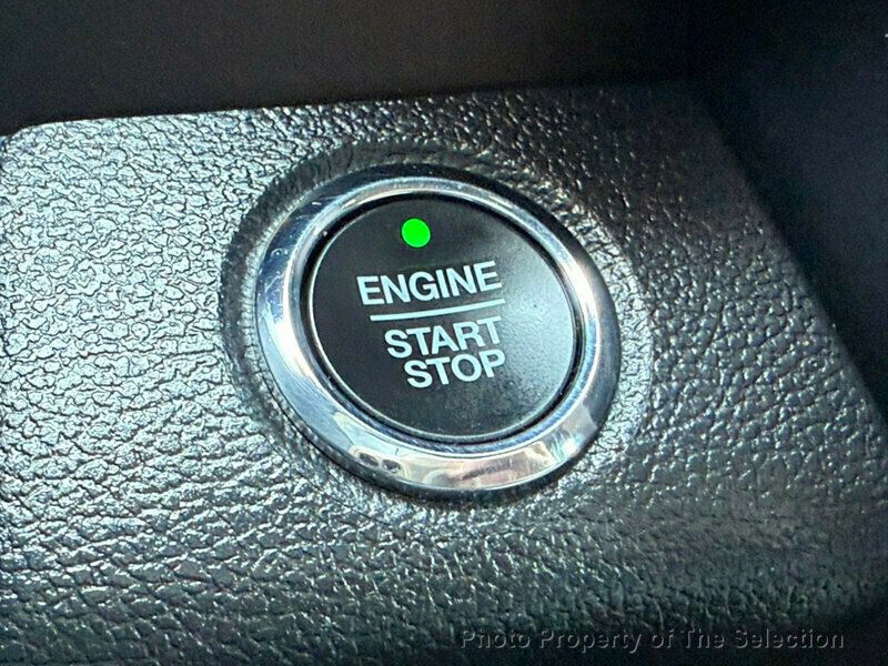 2018 Ford F-150 Platinum photo 33