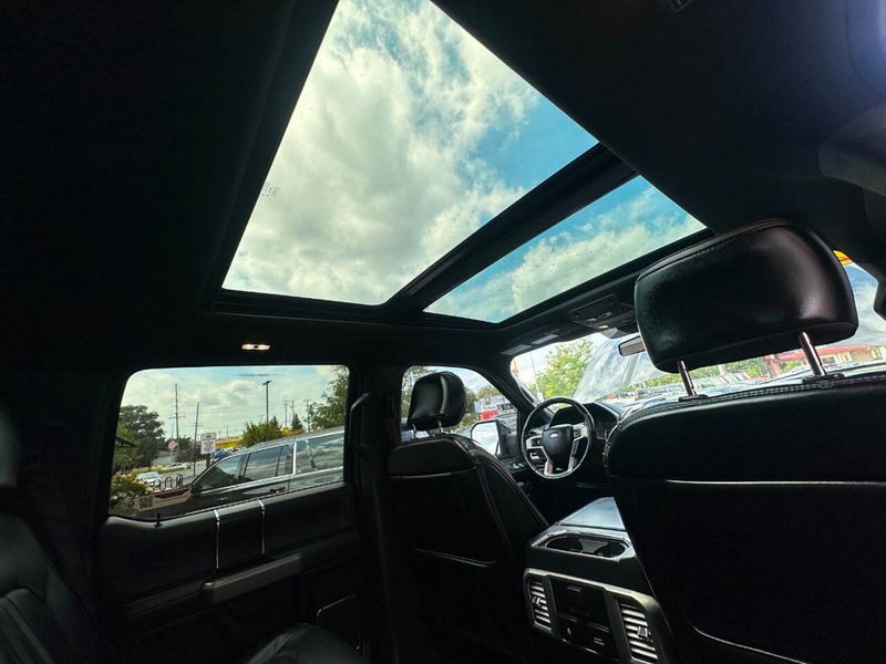 2018 Ford F-150 Platinum 4x4 4dr SuperCrew 6.5 ft. SB - 22909481 - 26