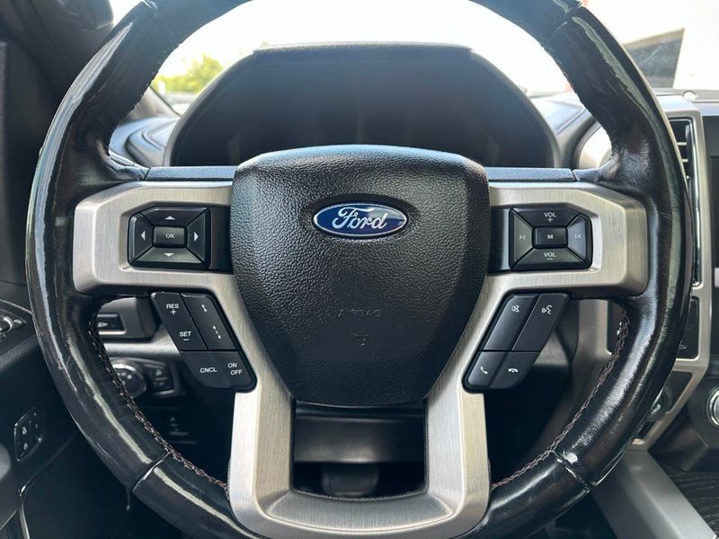 2018 Ford F-150 Platinum 4x4 4dr SuperCrew 6.5 ft. SB - 22909481 - 36
