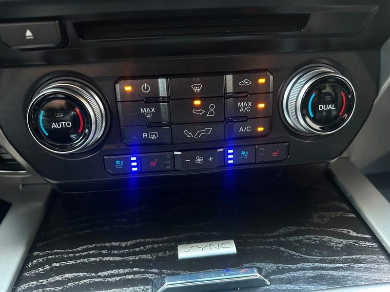 2018 Ford F-150 Platinum 4x4 4dr SuperCrew 6.5 ft. SB - 22909481 - 54