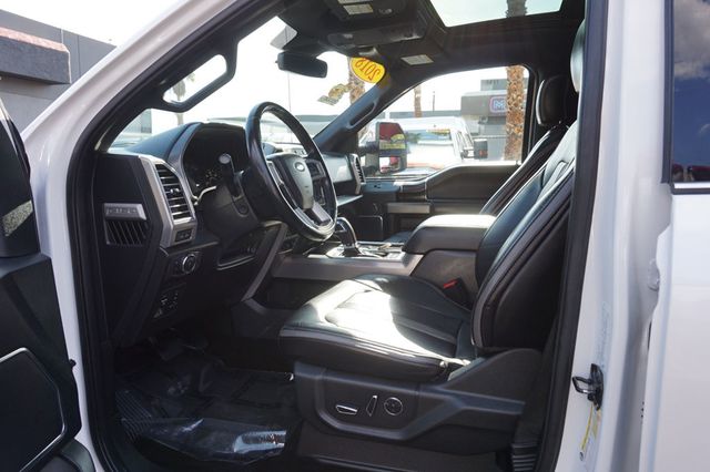 2018 Ford F-150 PLATINUM, 4X4, CAMPER SHELL, PREMIUM WHEELS, TOWING PACKAGE - 23066048 - 16