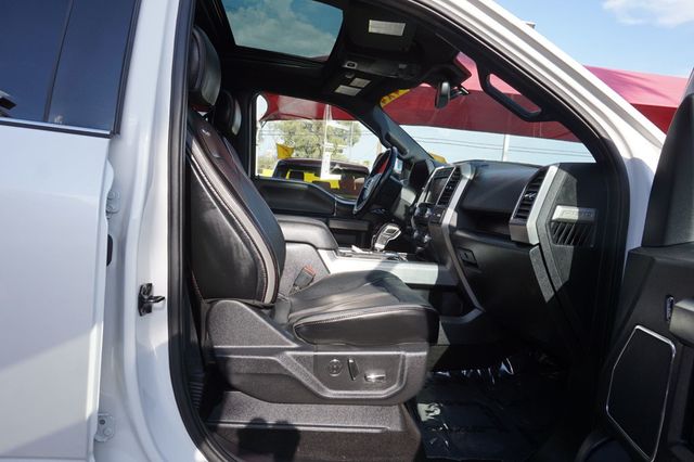 2018 Ford F-150 PLATINUM, 4X4, CAMPER SHELL, PREMIUM WHEELS, TOWING PACKAGE - 23066048 - 20